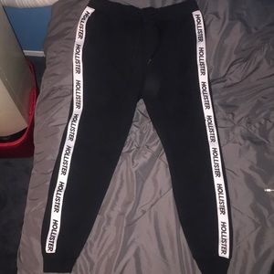 Black Hollister sweatpants